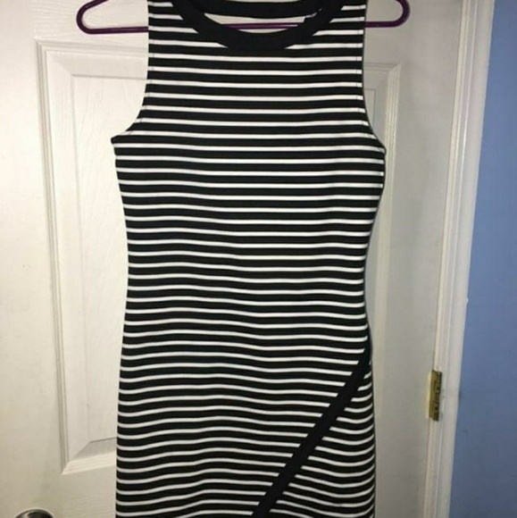 Bodycon dress - Picture 1 of 5